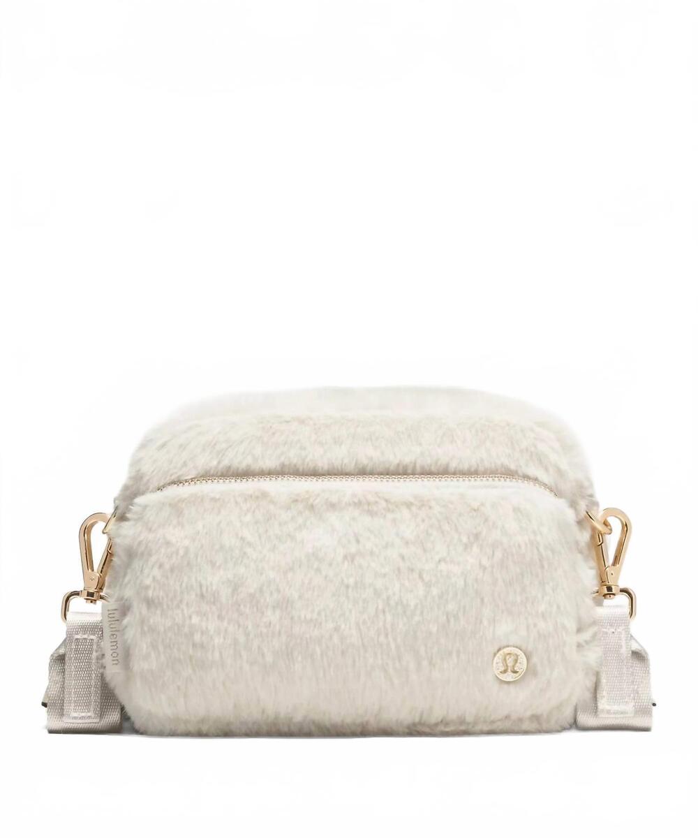 NEW LULULEMON women's everywhere crossbody bag in cream